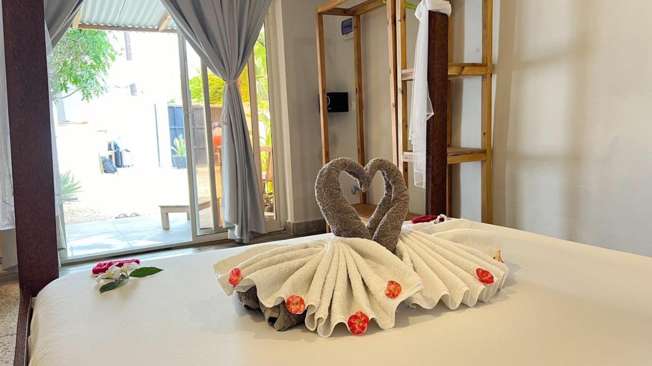 Seashore Beach Hotel キウェンワ エクステリア 写真