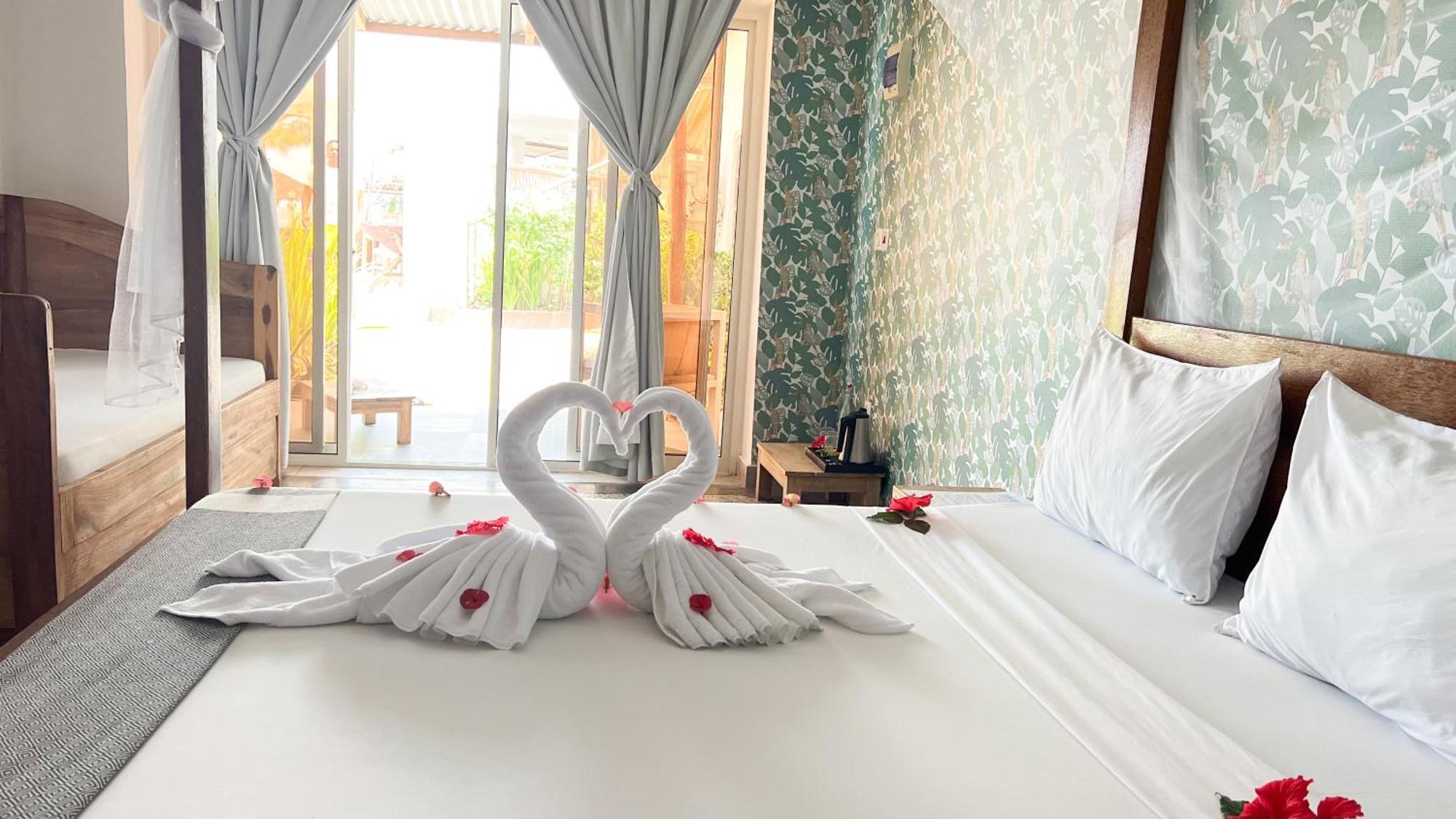 Seashore Beach Hotel キウェンワ エクステリア 写真